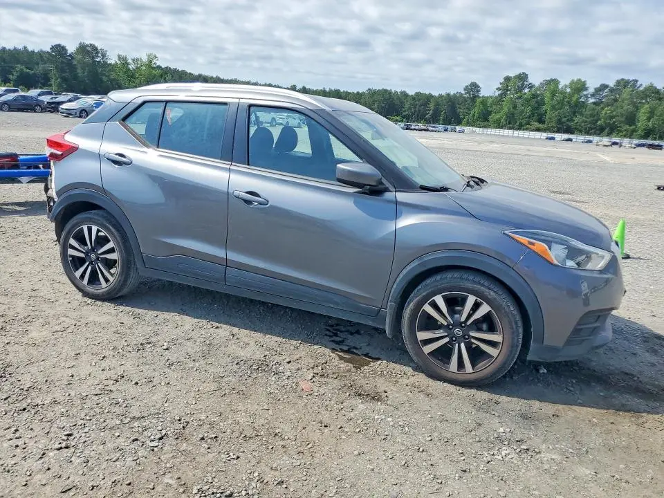 2020 NISSAN KICKS SV  