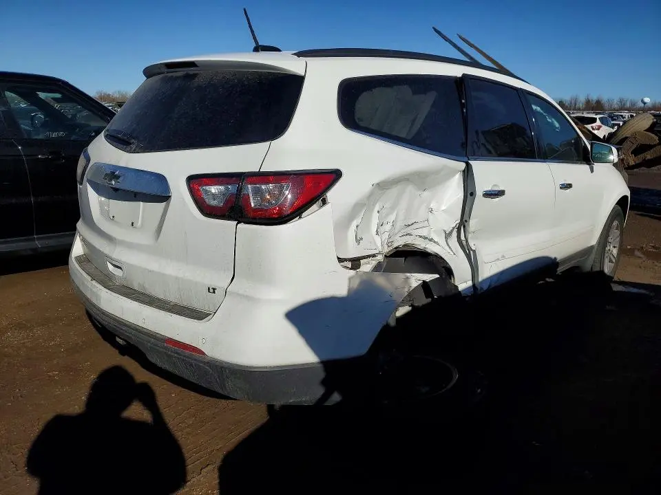 2017 CHEVROLET TRAVERSE LT  