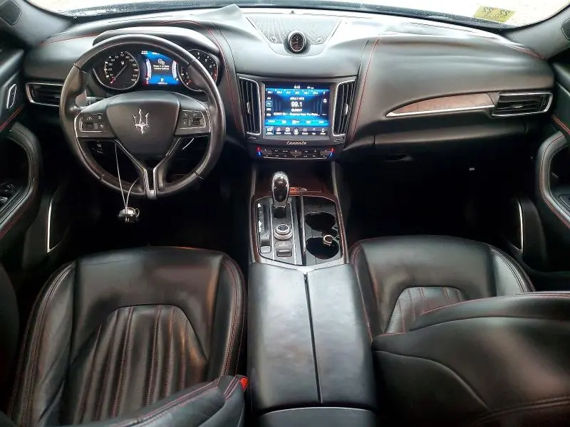2017 MASERATI LEVANTE S LUXURY  