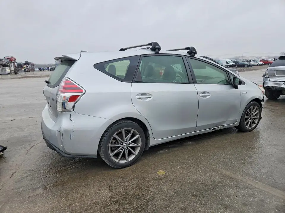 2015 TOYOTA PRIUS V   