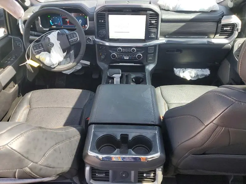 2025 FORD F150 LARIAT  