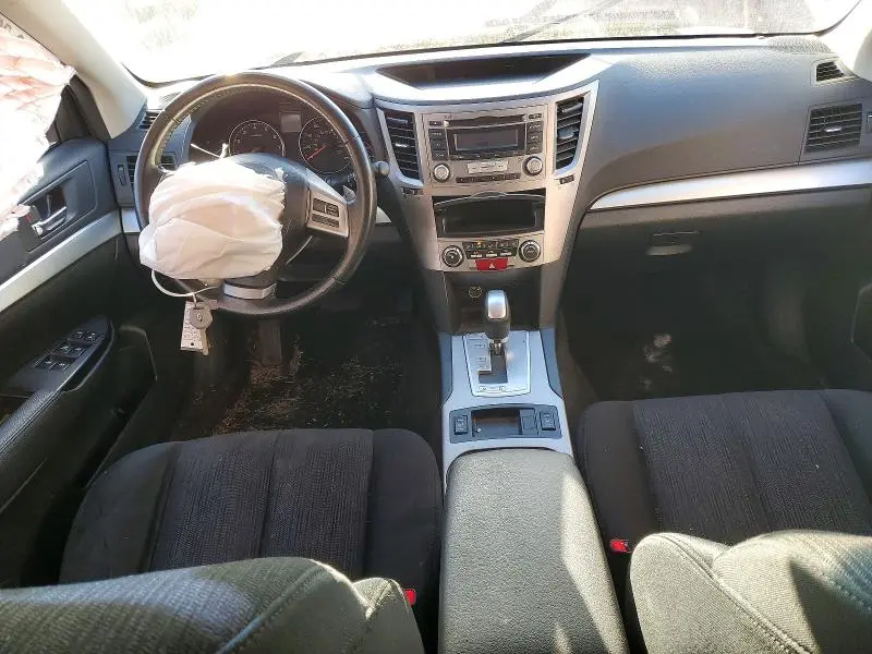 2013 SUBARU OUTBACK 2.5I PREMIUM  