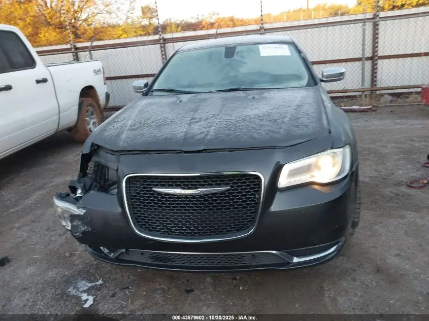 2016 CHRYSLER 300C  