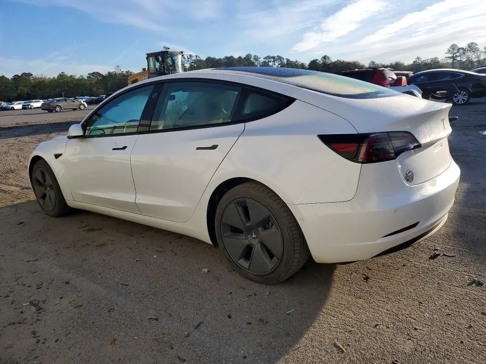 2021 TESLA MODEL 3   