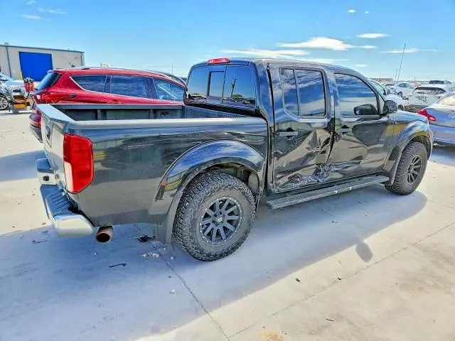2017 NISSAN FRONTIER SV  