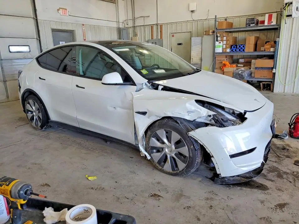 2023 TESLA MODEL Y   