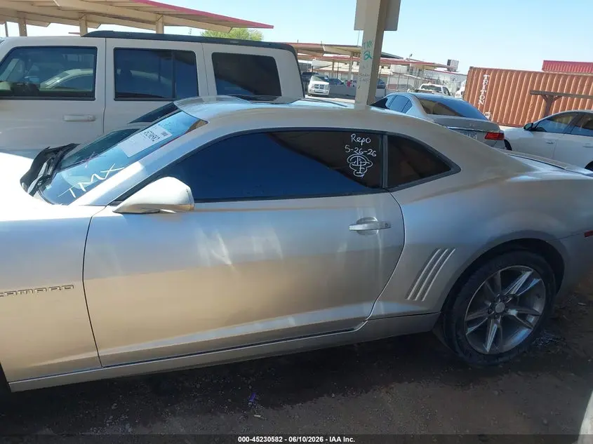 2011 CHEVROLET CAMARO 2LT