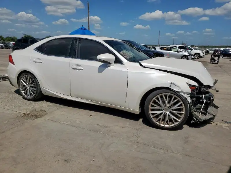 2018 LEXUS IS 300