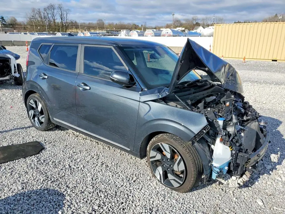 2023 KIA SOUL GT-LINE  