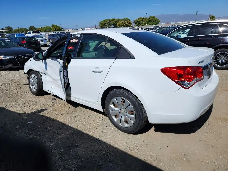 2015 CHEVROLET CRUZE LS  
