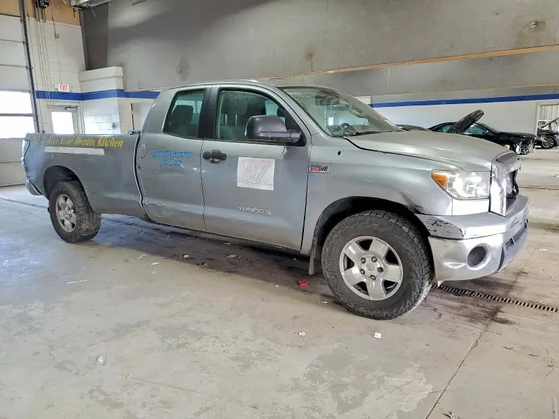2013 TOYOTA TUNDRA DOUBLE CAB SR5  