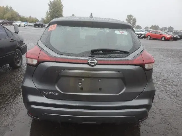 2024 NISSAN KICKS S  