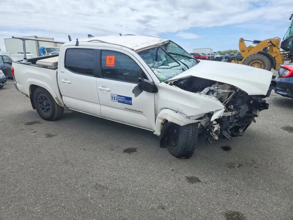 2019 TOYOTA TACOMA SR5 V6  