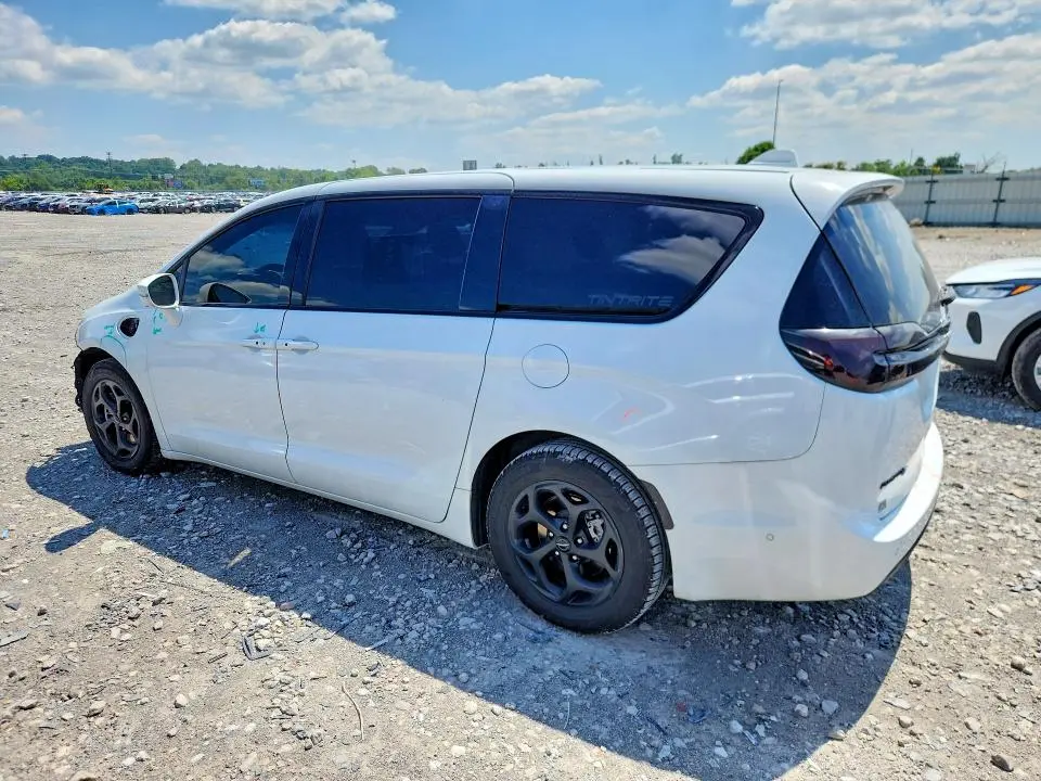 2022 CHRYSLER PACIFICA HYBRID TOURING L  