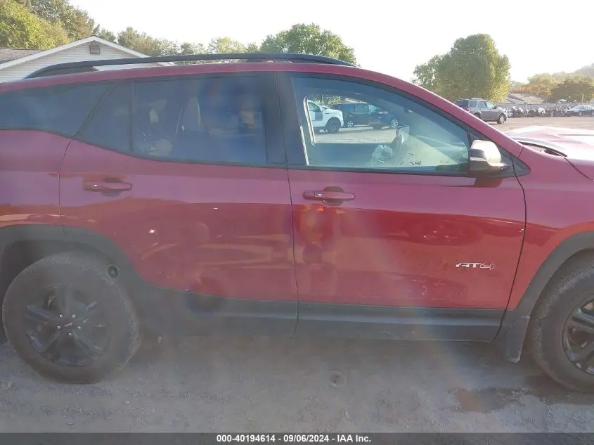 2024 GMC TERRAIN AWD AT4