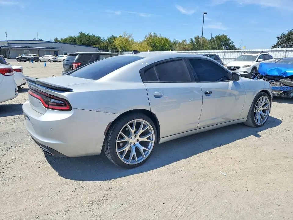 2019 DODGE CHARGER SXT  