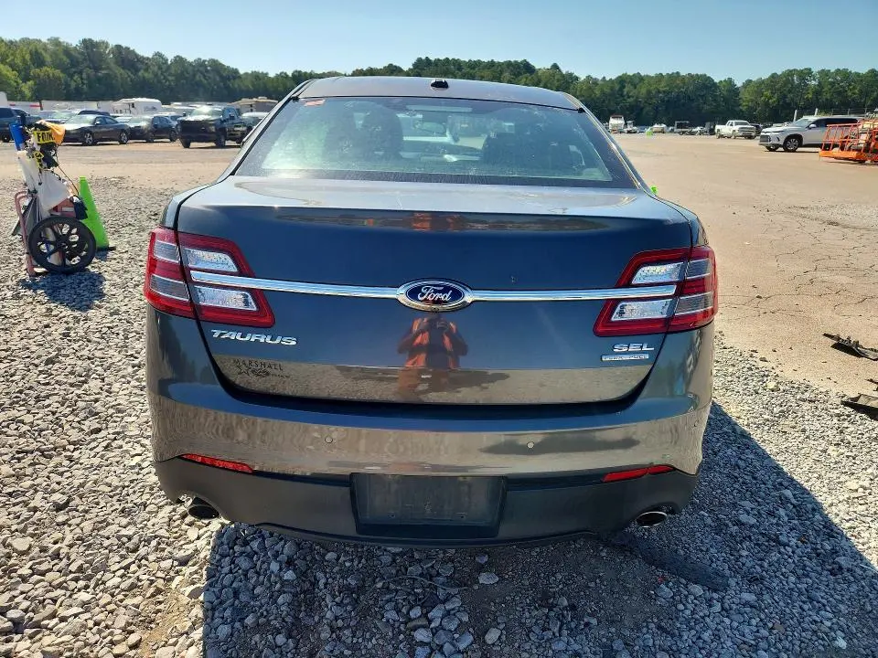 2016 FORD TAURUS SEL  