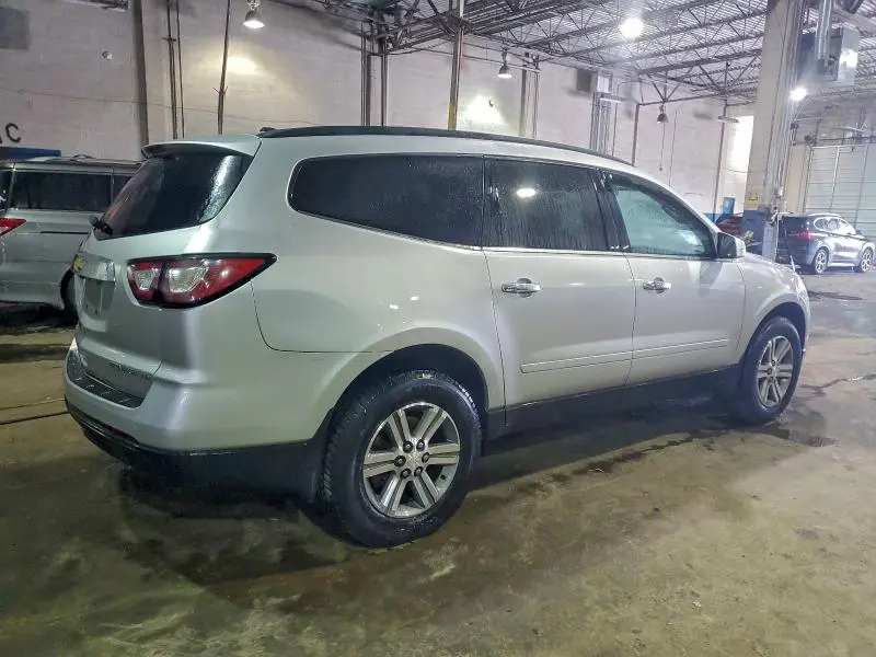 2015 CHEVROLET TRAVERSE LT  