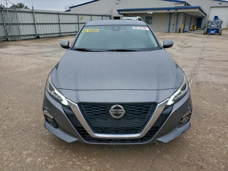 2019 NISSAN ALTIMA SL  