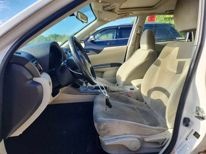2011 SUBARU IMPREZA 2.5I PREMIUM  