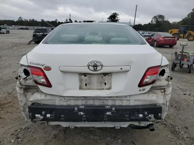 2011 TOYOTA CAMRY BASE  