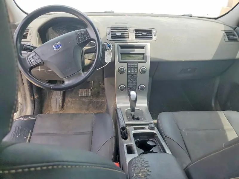 2010 VOLVO S40 2.4I  