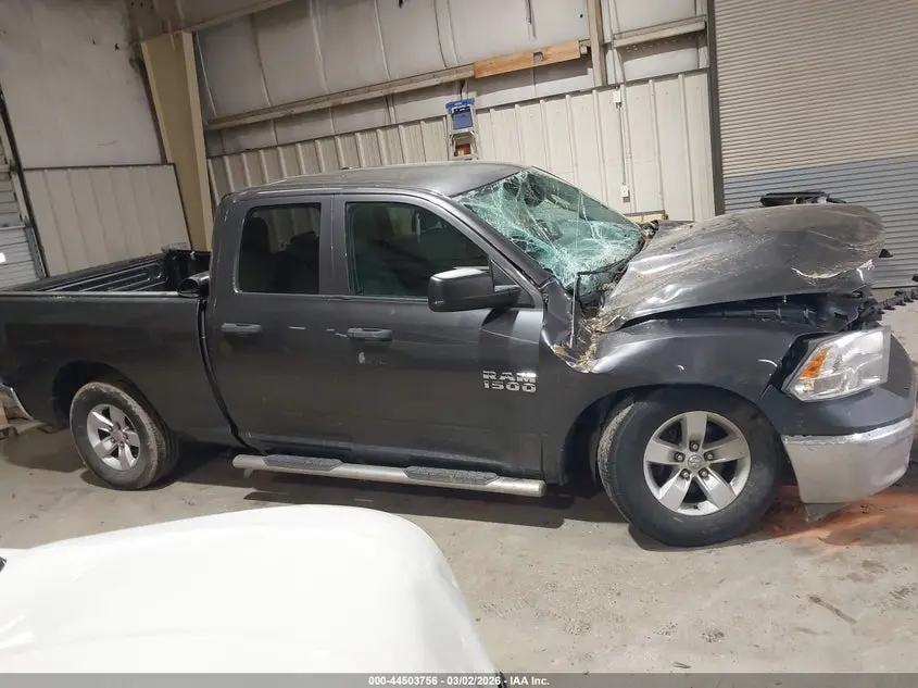 2018 RAM 1500 TRADESMAN  4X2 6'4 BOX