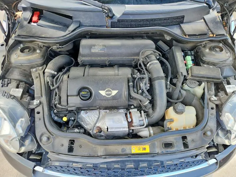 2011 MINI COOPER S  