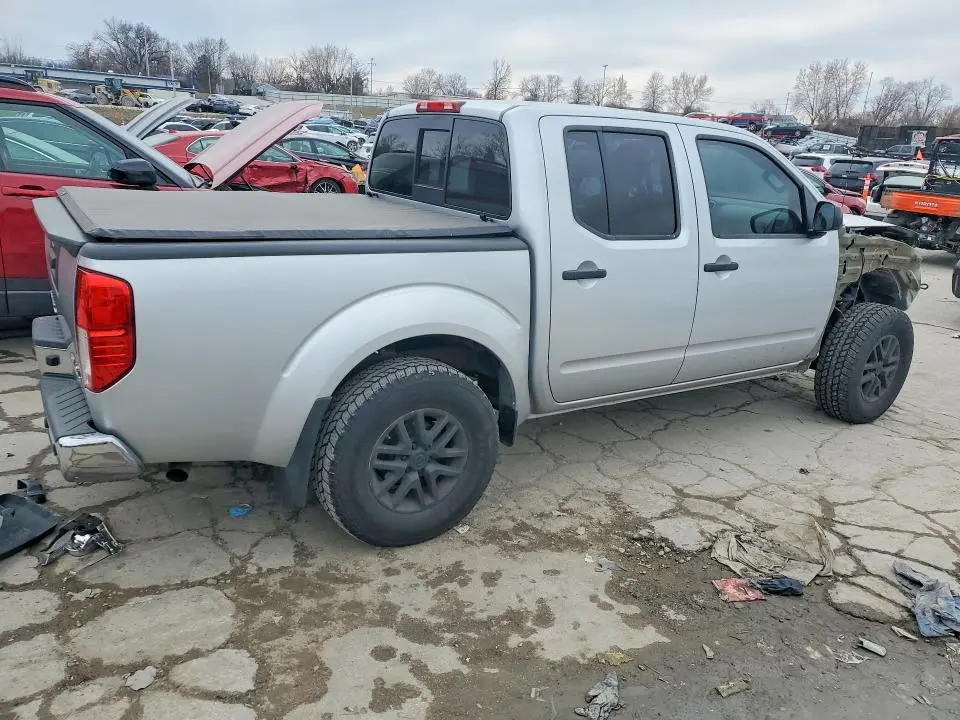 2014 NISSAN FRONTIER S  