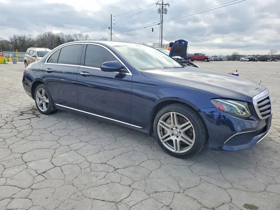 2017 MERCEDES-BENZ E 300  