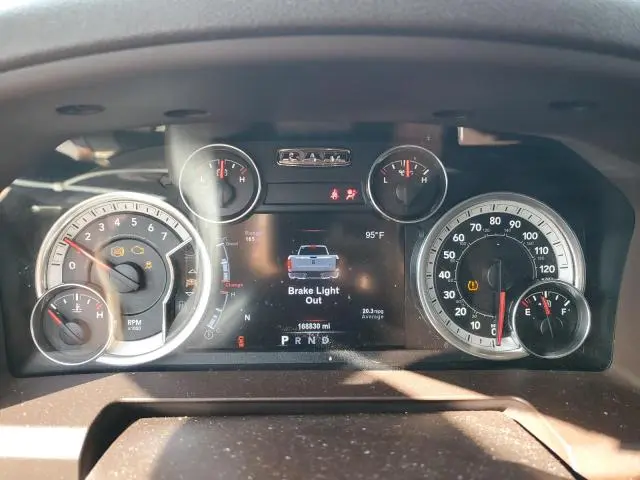 2015 RAM 1500 SLT  