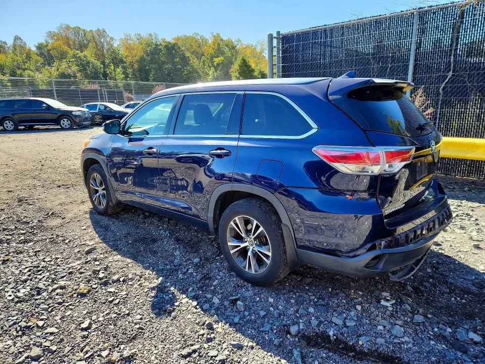 2016 TOYOTA HIGHLANDER XLE  