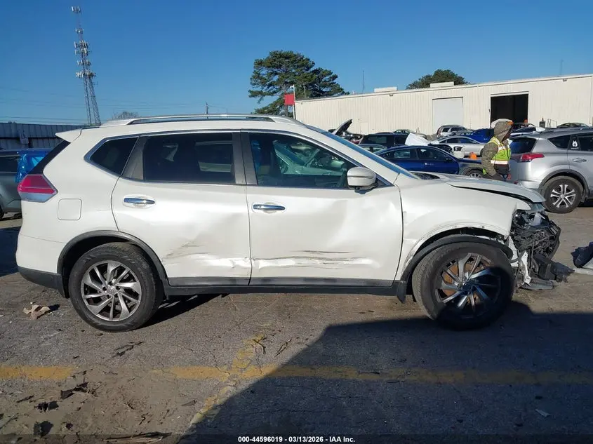 2015 NISSAN ROGUE SL