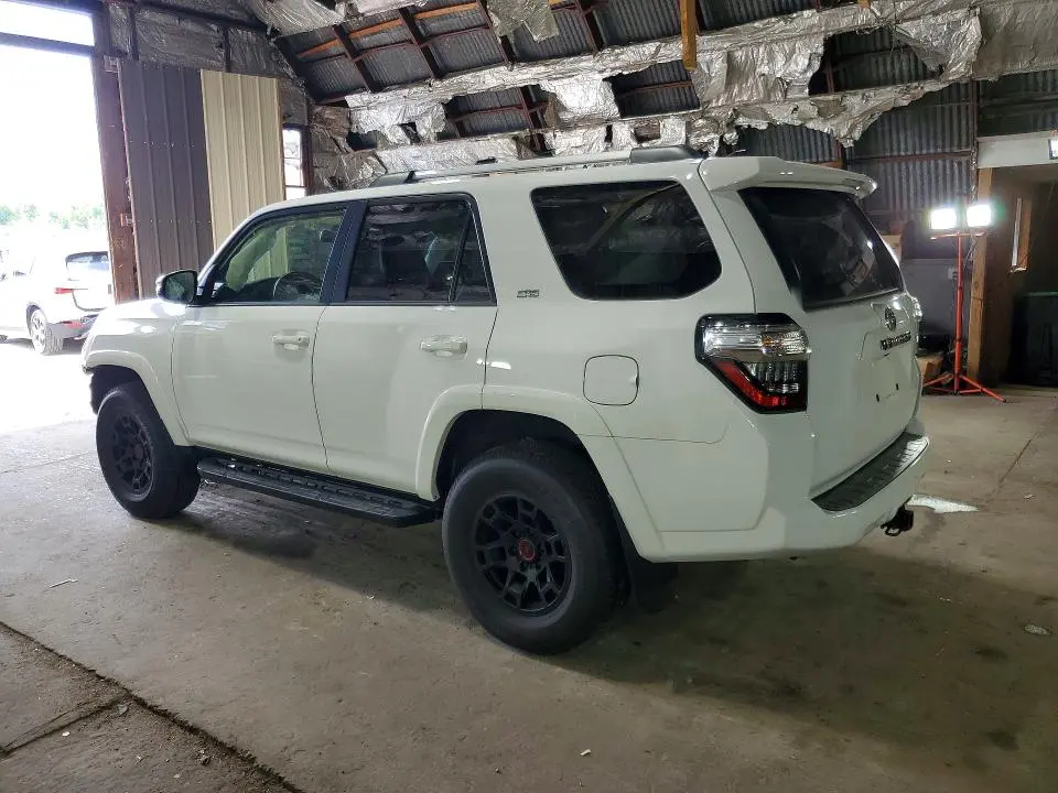 2024 TOYOTA 4RUNNER SR5 PREMIUM  