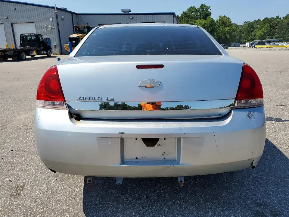 2011 CHEVROLET IMPALA LT  