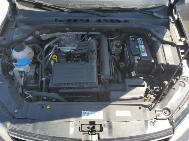 2018 VOLKSWAGEN JETTA SE