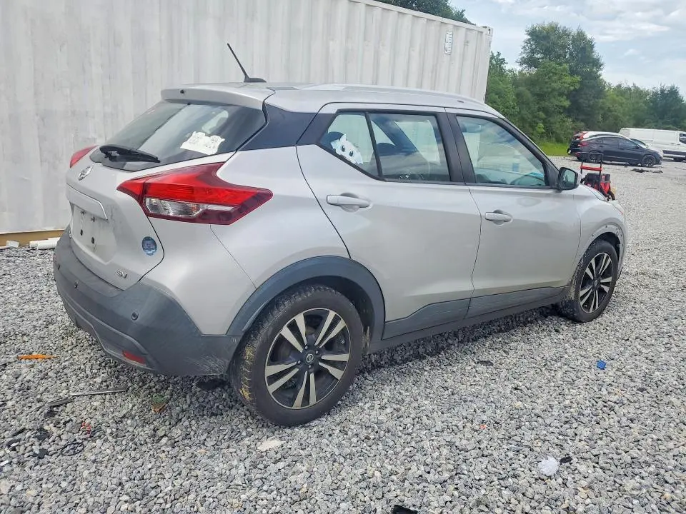 2020 NISSAN KICKS SV  