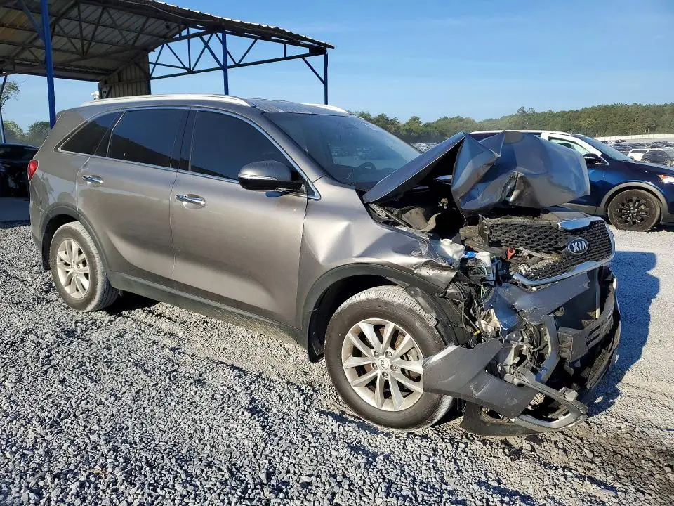 2018 KIA SORENTO LX  