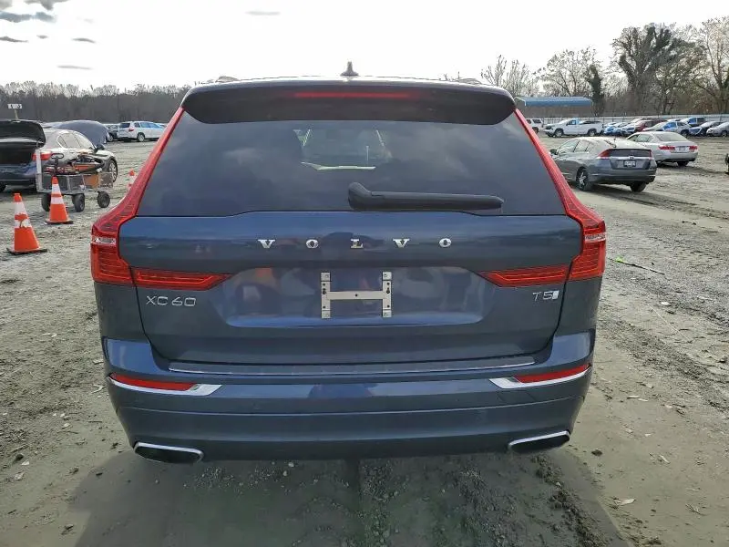2021 VOLVO XC60 T5 INSCRIPTION  