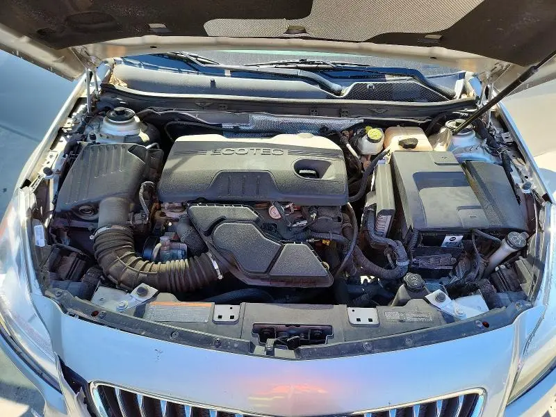 2011 BUICK REGAL CXL  