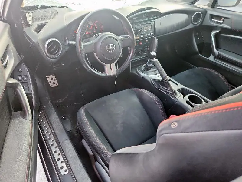 2013 TOYOTA SCION FR-S   