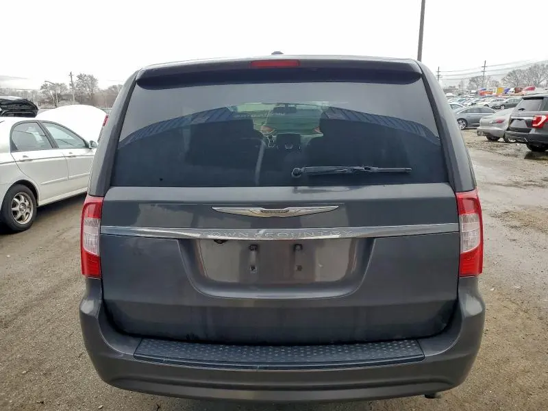 2016 CHRYSLER TOWN & COUNTRY S  