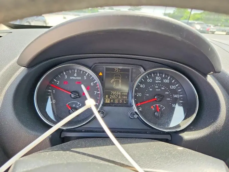 2013 NISSAN ROGUE S  