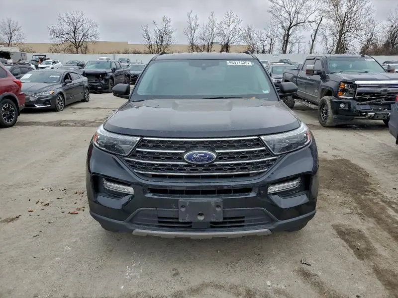 2021 FORD EXPLORER XLT  