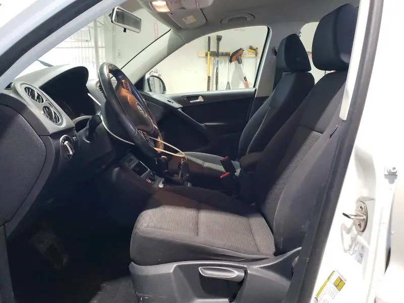 2017 VOLKSWAGEN TIGUAN S  