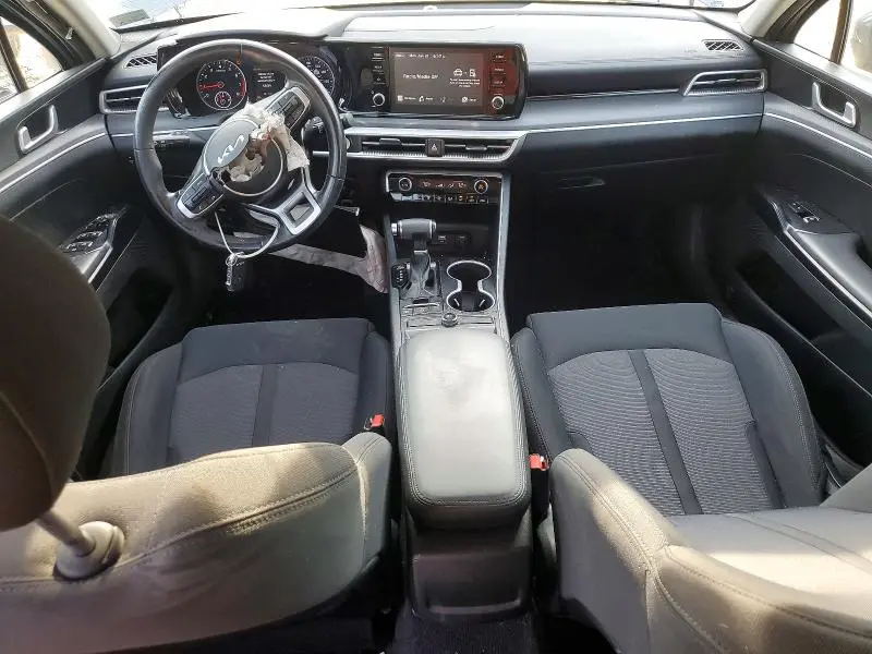 2022 KIA K5 LXS  