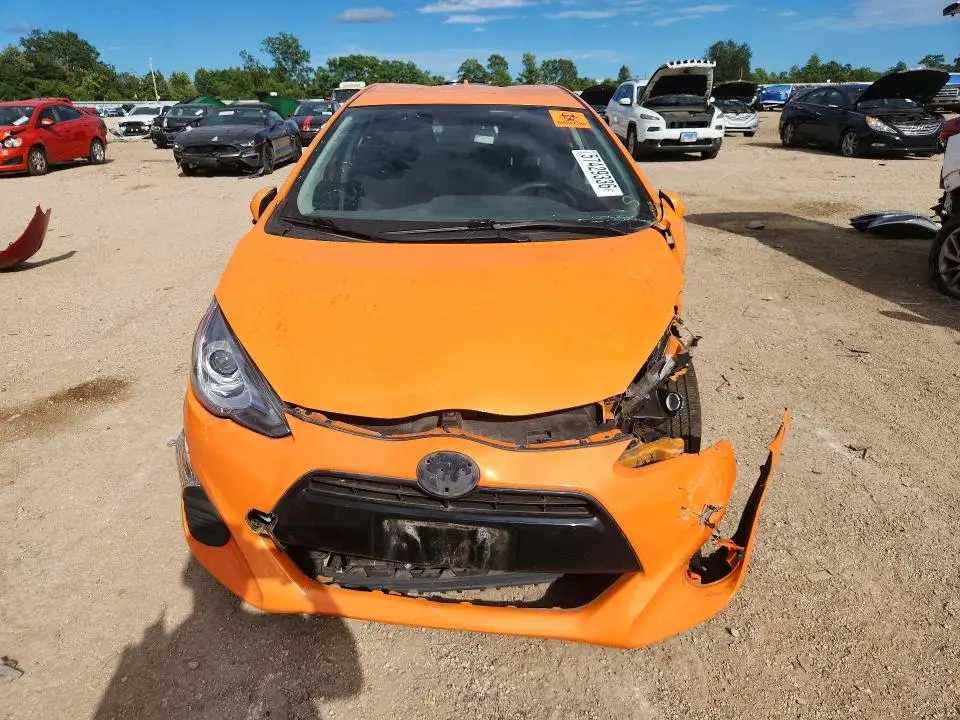 2016 TOYOTA PRIUS C TWO  