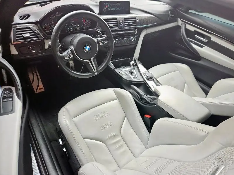 2016 BMW M4   