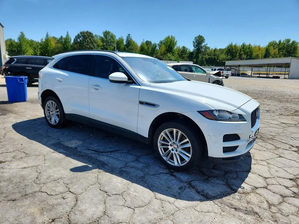 2017 JAGUAR F-PACE PRESTIGE  