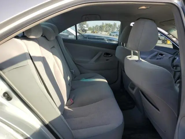 2010 TOYOTA CAMRY BASE  